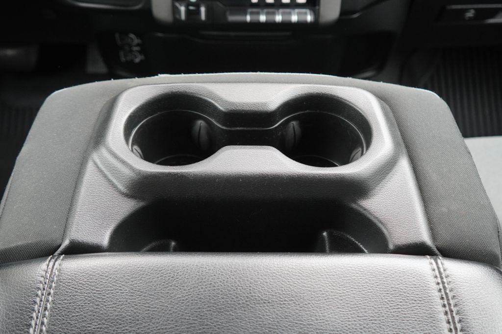 2020 RAM 1500 Big Horn Crew Cab 4x4 5'7' Box