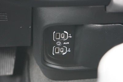 2020 RAM 1500 Big Horn Crew Cab 4x4 5'7' Box