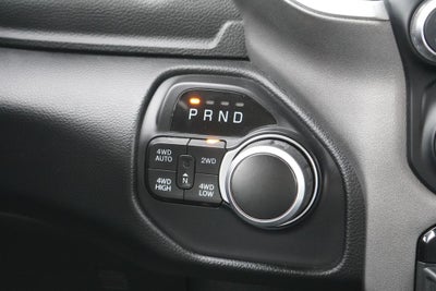 2020 RAM 1500 Big Horn Crew Cab 4x4 5'7' Box