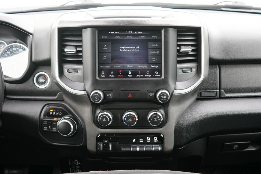 2020 RAM 1500 Big Horn Crew Cab 4x4 5'7' Box