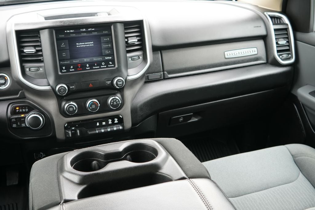 2020 RAM 1500 Big Horn Crew Cab 4x4 5'7' Box
