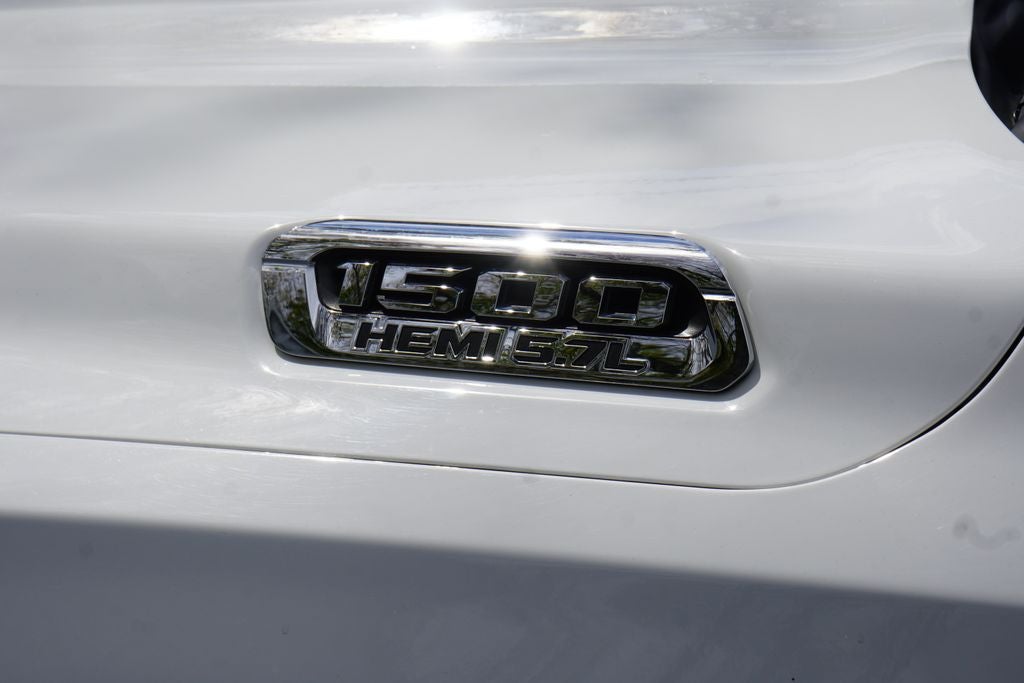 2020 RAM 1500 Big Horn Crew Cab 4x4 5'7' Box