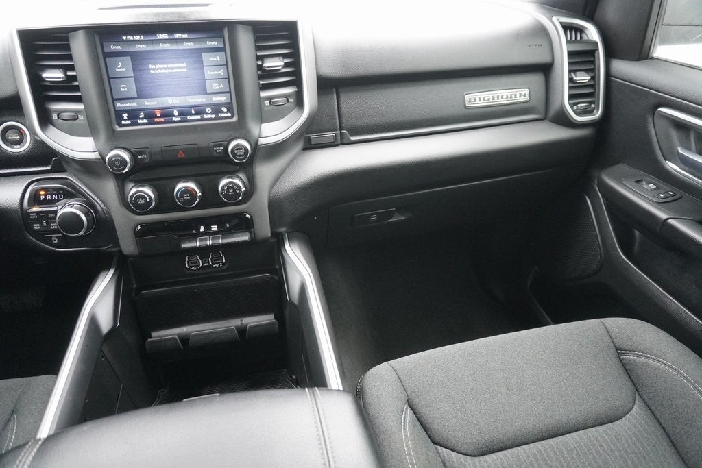 2020 RAM 1500 Big Horn Crew Cab 4x4 5'7' Box