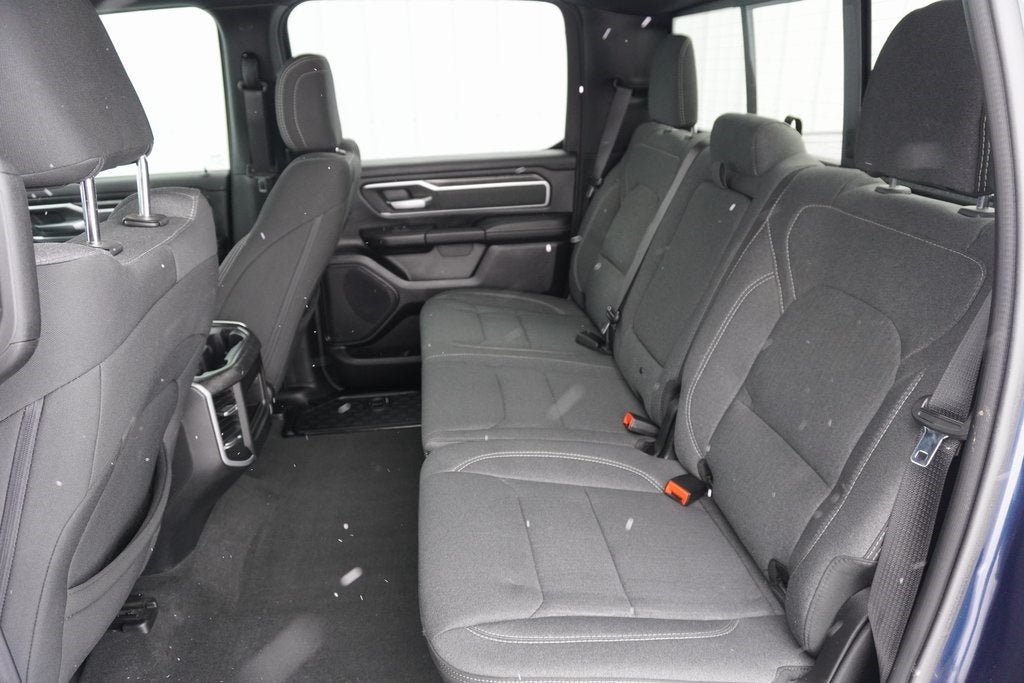 2020 RAM 1500 Big Horn Crew Cab 4x4 5'7' Box