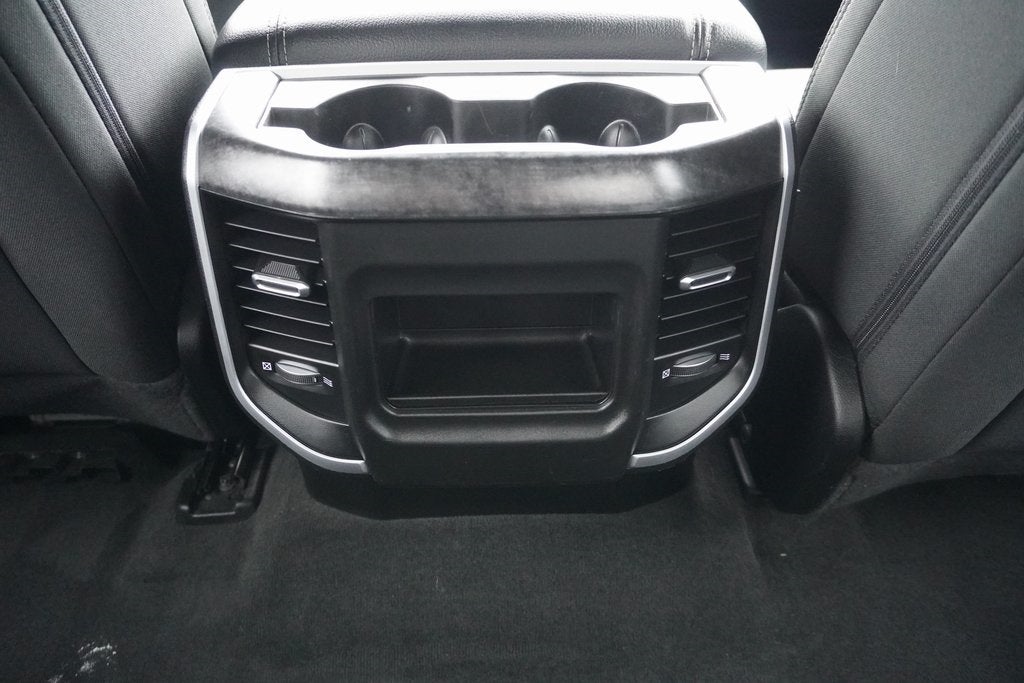 2020 RAM 1500 Big Horn Crew Cab 4x4 5'7' Box