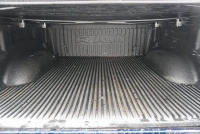 2020 RAM 1500 Big Horn Crew Cab 4x4 5'7' Box