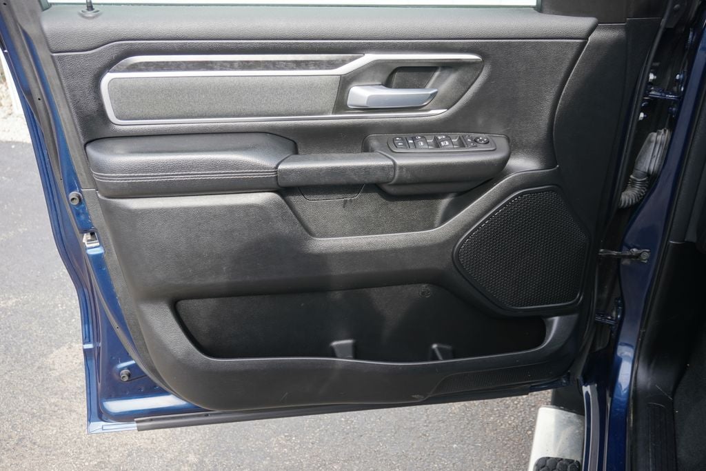 2021 RAM 1500 Big Horn Crew Cab 4x4 5'7' Box