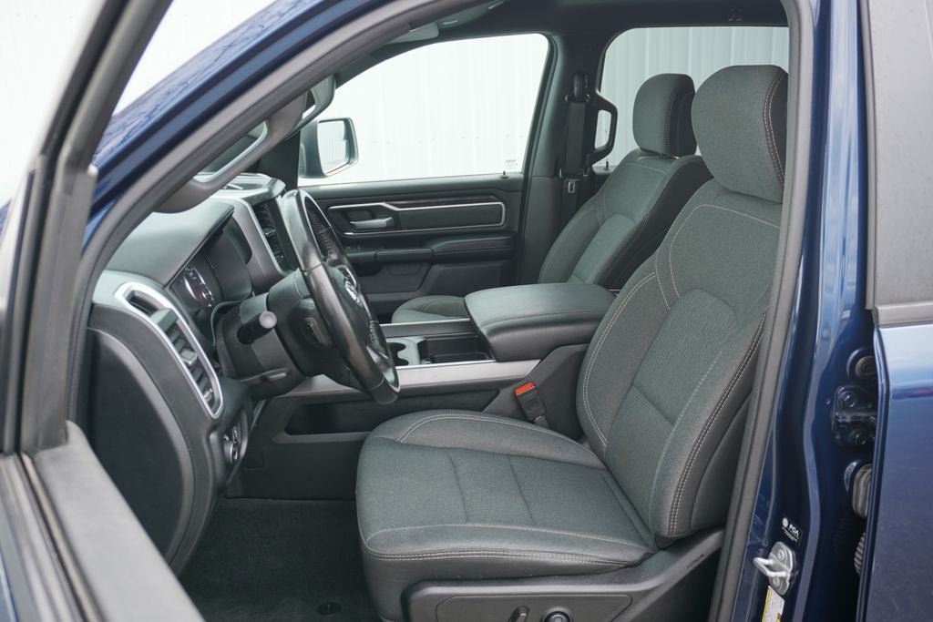 2021 RAM 1500 Big Horn Crew Cab 4x4 5'7' Box