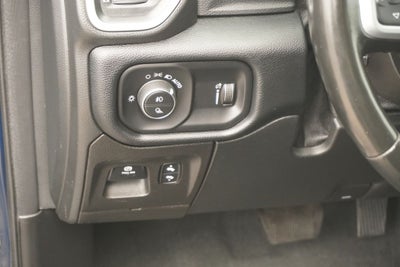 2021 RAM 1500 Big Horn Crew Cab 4x4 5'7' Box