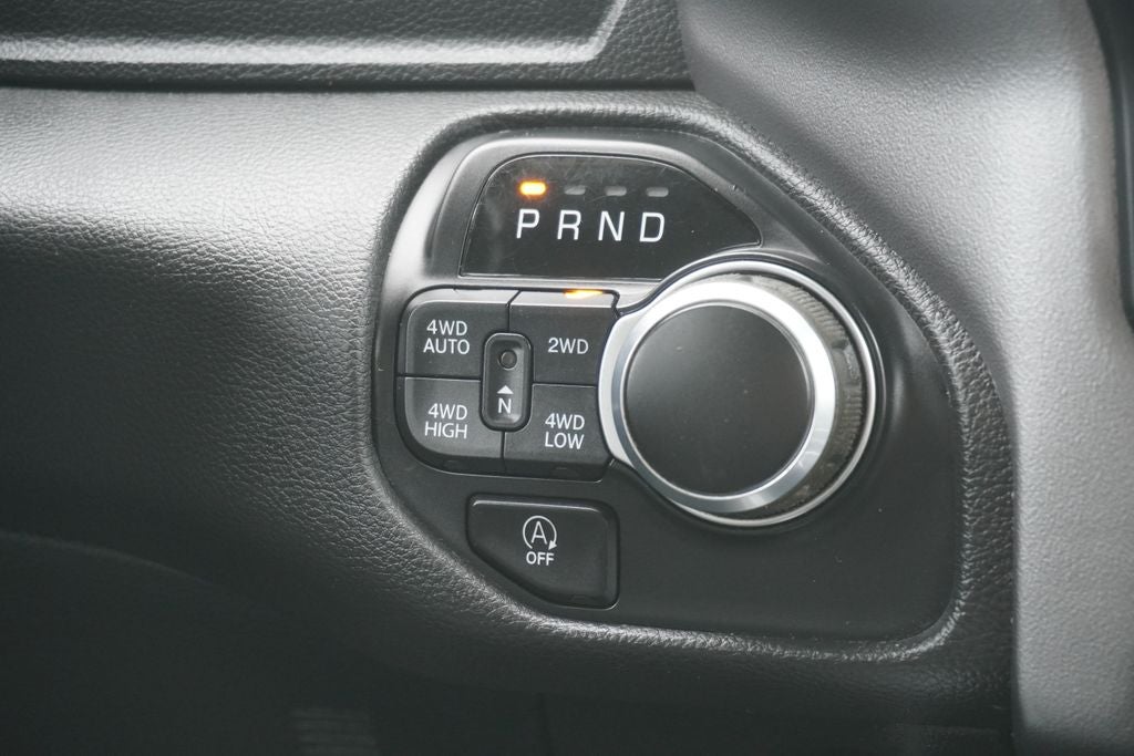 2021 RAM 1500 Big Horn Crew Cab 4x4 5'7' Box