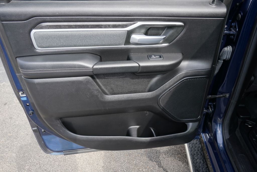 2021 RAM 1500 Big Horn Crew Cab 4x4 5'7' Box