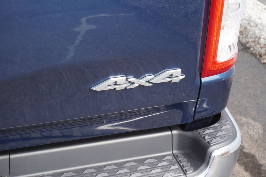 2021 RAM 1500 Big Horn Crew Cab 4x4 5'7' Box