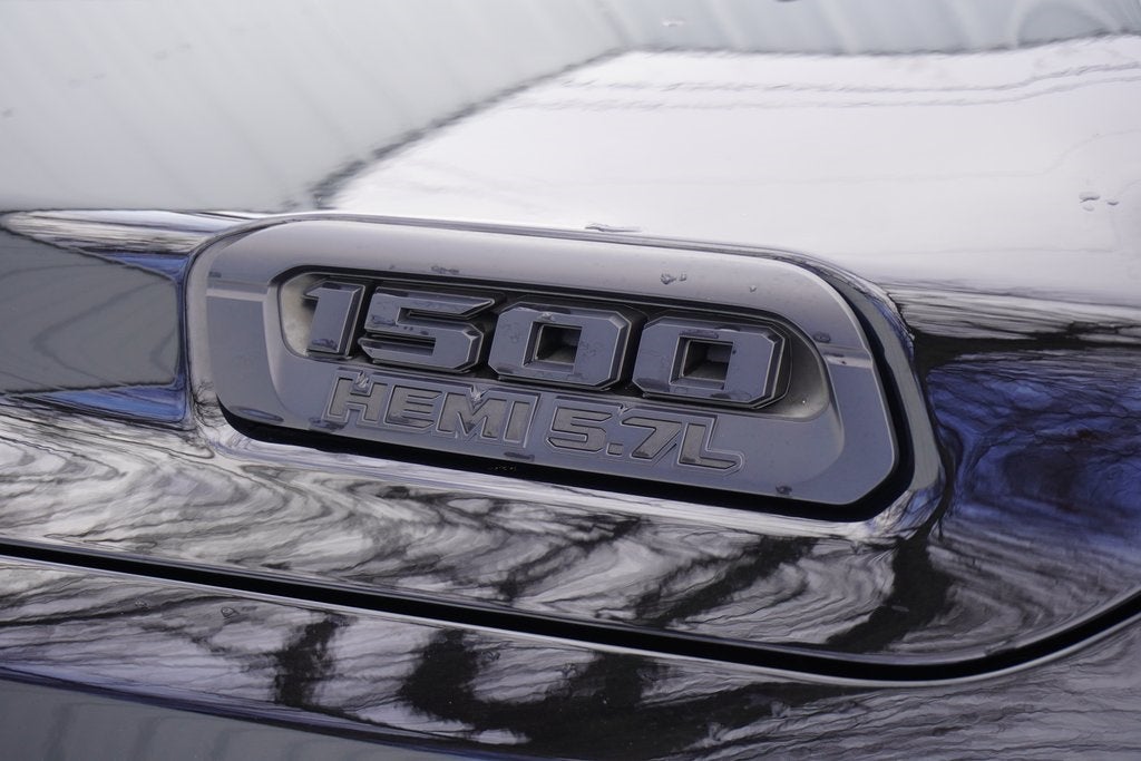 2020 RAM 1500 Big Horn Crew Cab 4x4 5'7' Box