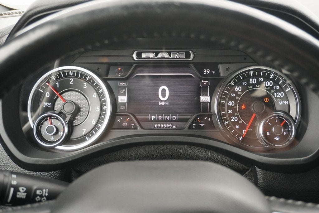 2020 RAM 1500 Big Horn Crew Cab 4x4 5'7' Box