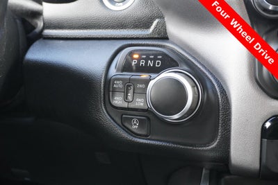 2020 RAM 1500 Big Horn Crew Cab 4x4 5'7' Box