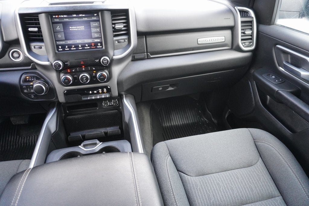 2020 RAM 1500 Big Horn Crew Cab 4x4 5'7' Box