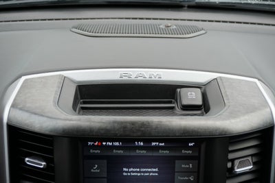 2020 RAM 1500 Big Horn Crew Cab 4x4 5'7' Box