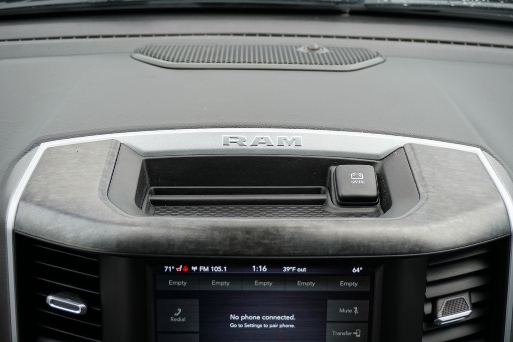 2020 RAM 1500 Big Horn Crew Cab 4x4 5'7' Box