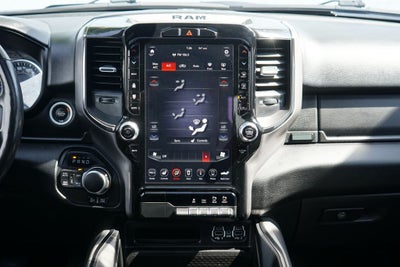 2020 RAM 1500 Big Horn Crew Cab 4x4 5'7' Box
