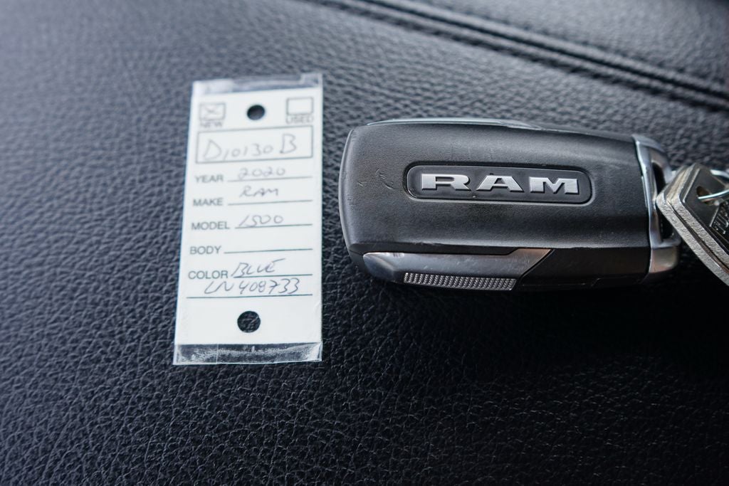 2020 RAM 1500 Big Horn Crew Cab 4x4 5'7' Box