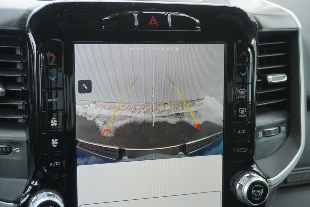 2023 RAM 1500 Big Horn Crew Cab 4x4 5'7' Box