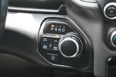 2020 RAM 1500 Big Horn Crew Cab 4x4 5'7' Box