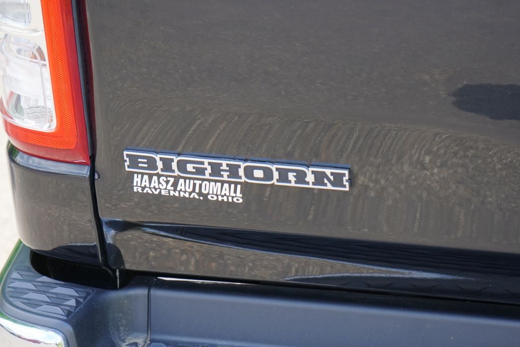 2020 RAM 1500 Big Horn Crew Cab 4x4 5'7' Box