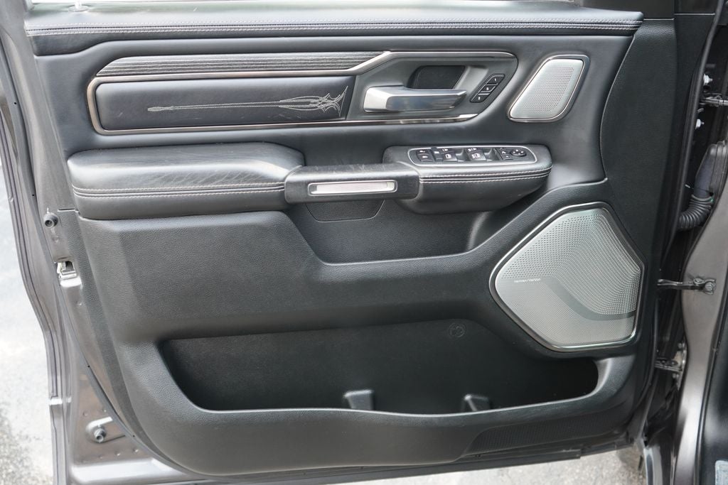 2020 RAM 1500 Limited Crew Cab 4x4 5'7' Box
