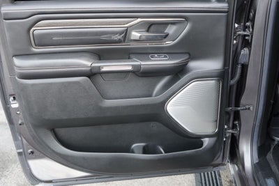 2020 RAM 1500 Limited Crew Cab 4x4 5'7' Box