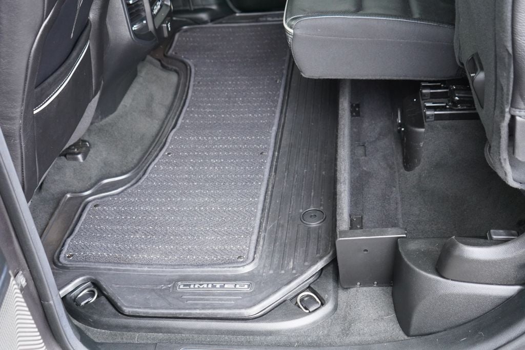 2020 RAM 1500 Limited Crew Cab 4x4 5'7' Box