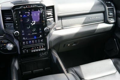 2021 RAM 1500 Limited Crew Cab 4x4 5'7' Box