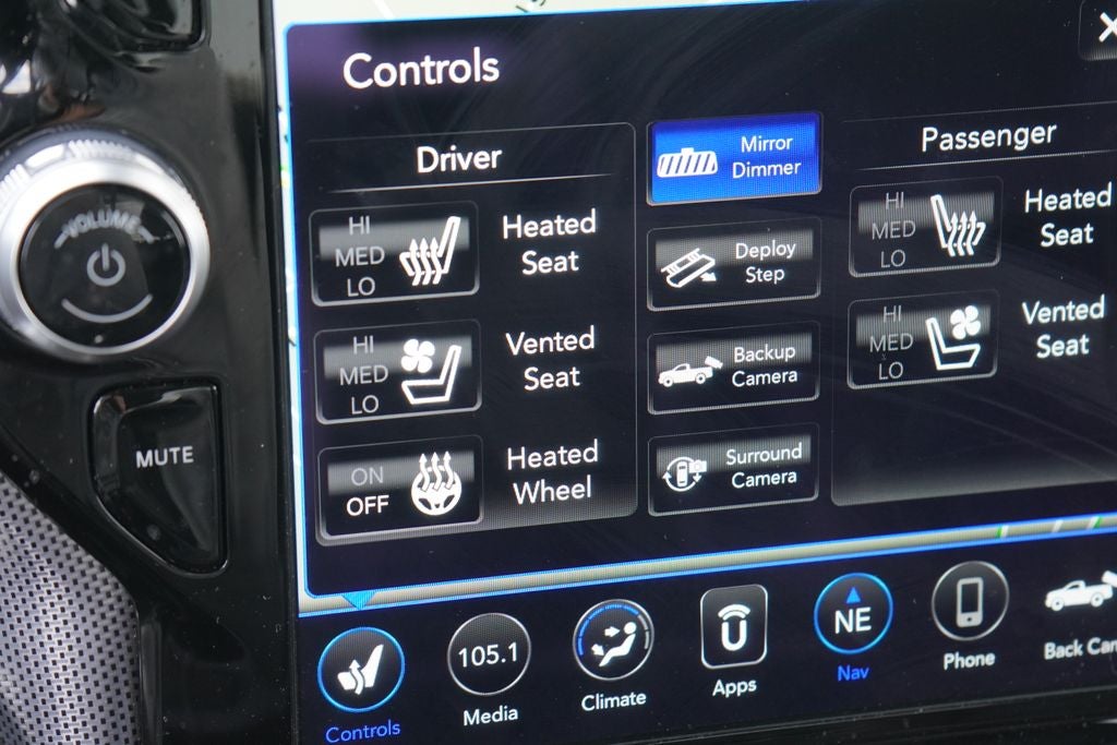 2021 RAM 1500 Limited Crew Cab 4x4 5'7' Box