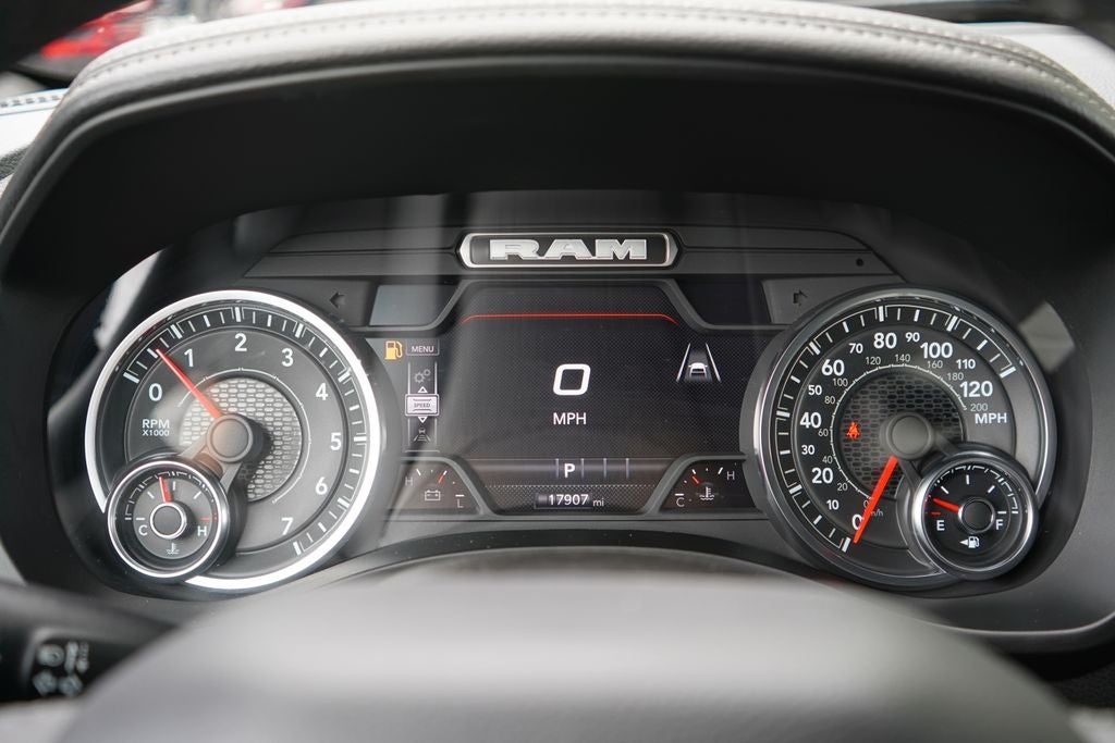 2025 RAM 1500 Laramie Crew Cab 4x4 5'7' Box