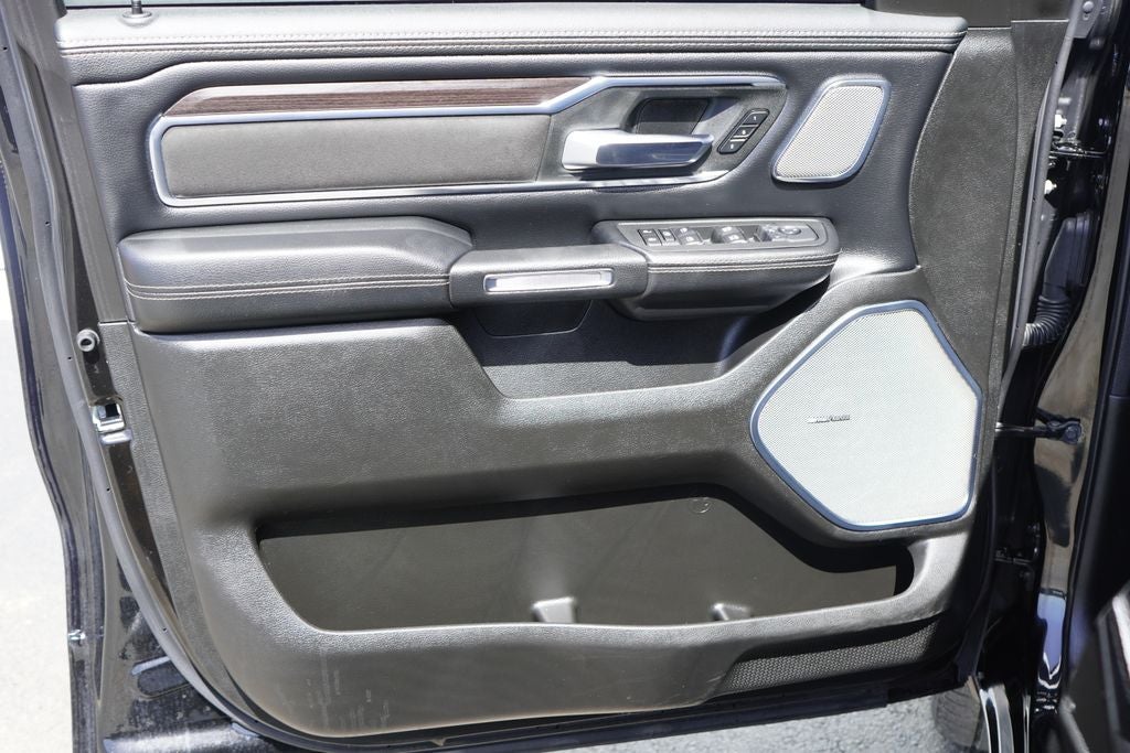 2025 RAM 1500 Laramie Crew Cab 4x4 5'7' Box