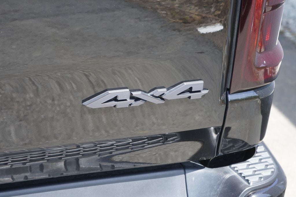 2025 RAM 1500 Laramie Crew Cab 4x4 5'7' Box