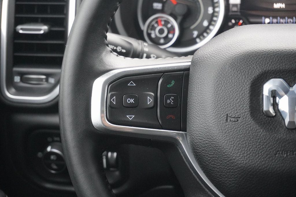 2023 RAM 1500 Laramie Crew Cab 4x4 5'7' Box