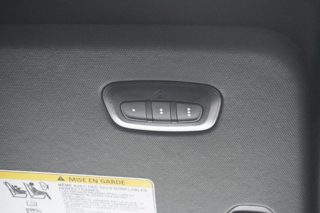 2023 RAM 1500 Laramie Crew Cab 4x4 5'7' Box