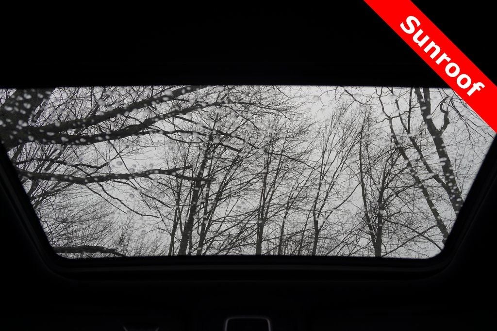 2023 RAM 1500 Laramie Crew Cab 4x4 5'7' Box