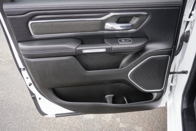 2023 RAM 1500 Laramie Crew Cab 4x4 5'7' Box