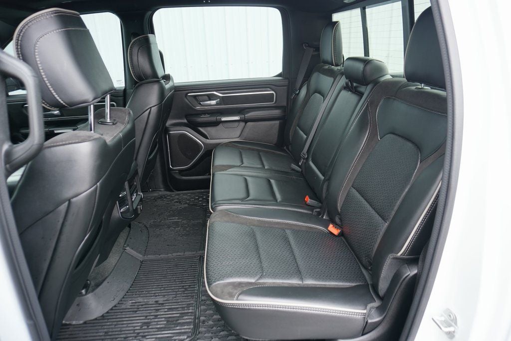 2023 RAM 1500 Laramie Crew Cab 4x4 5'7' Box