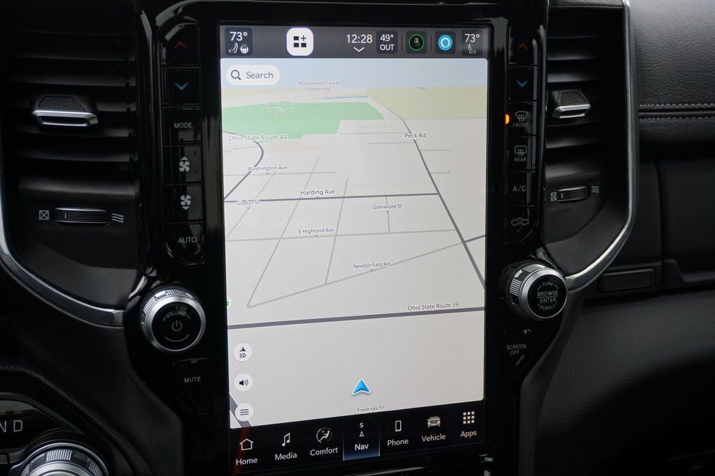 2023 RAM 1500 Laramie Crew Cab 4x4 5'7' Box