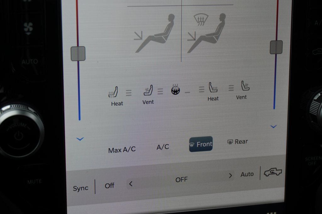 2023 RAM 1500 Laramie Crew Cab 4x4 5'7' Box