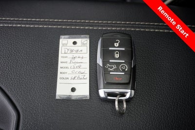 2023 RAM 1500 Laramie Crew Cab 4x4 5'7' Box