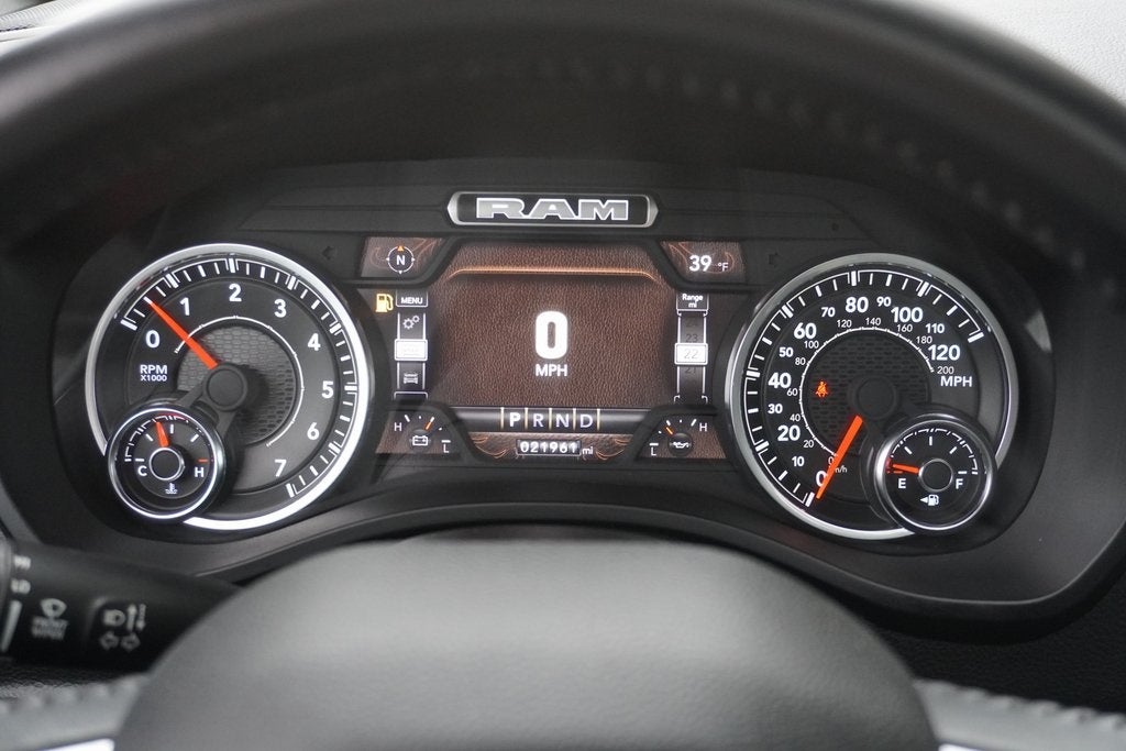 2024 RAM 1500 Laramie Crew Cab 4x4 5'7' Box