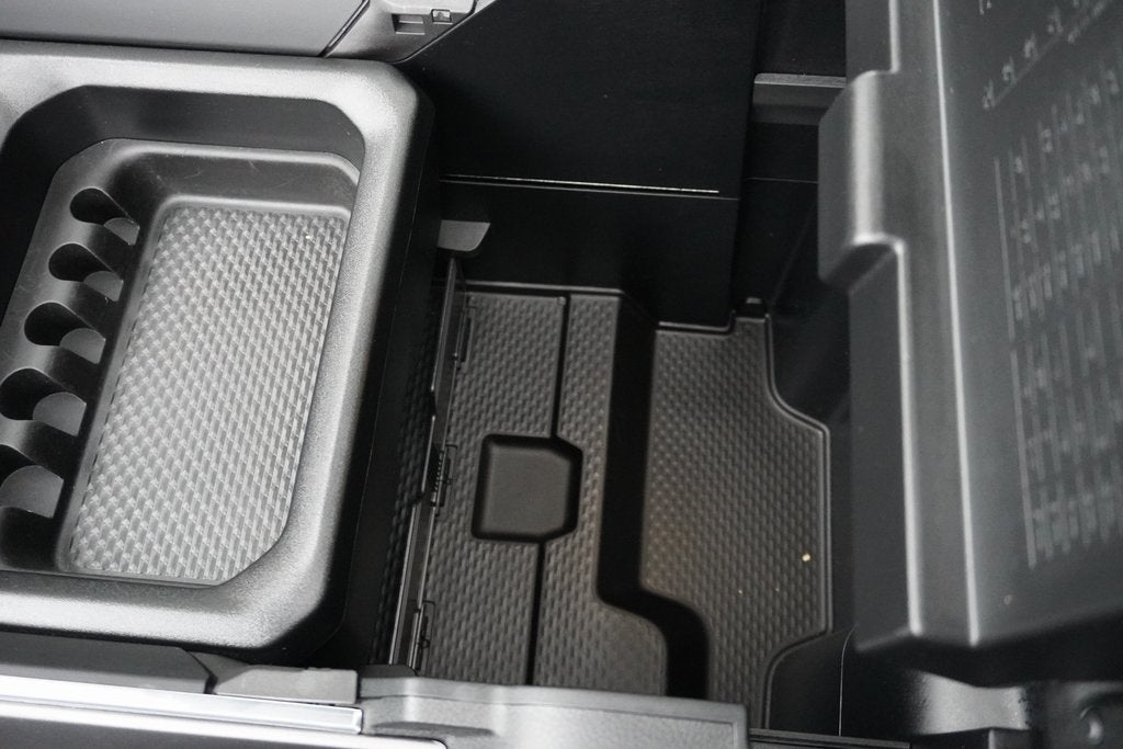 2024 RAM 1500 Laramie Crew Cab 4x4 5'7' Box