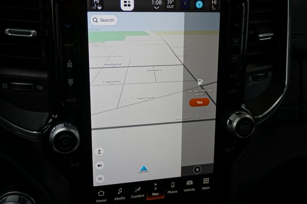 2024 RAM 1500 Laramie Crew Cab 4x4 5'7' Box