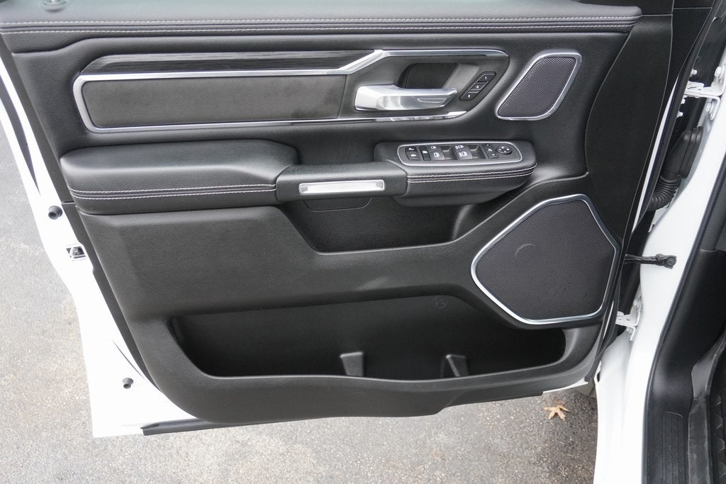 2024 RAM 1500 Laramie Crew Cab 4x4 5'7' Box