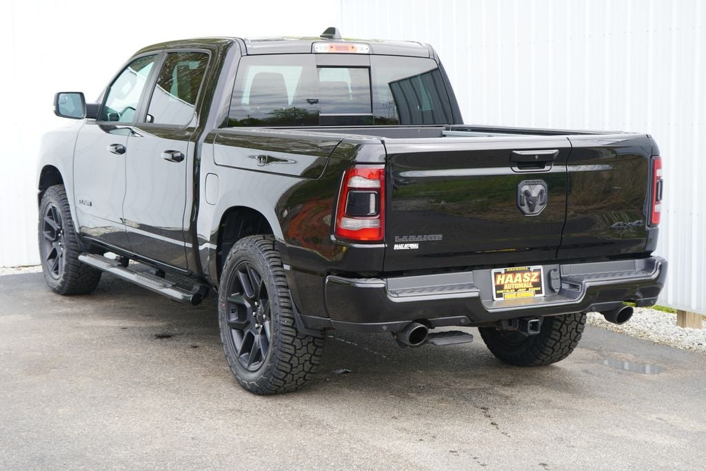 2024 RAM 1500 Laramie Crew Cab 4x4 5'7' Box