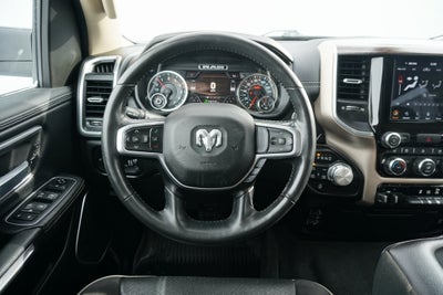 2020 RAM 1500 Laramie Crew Cab 4x4 5'7' Box