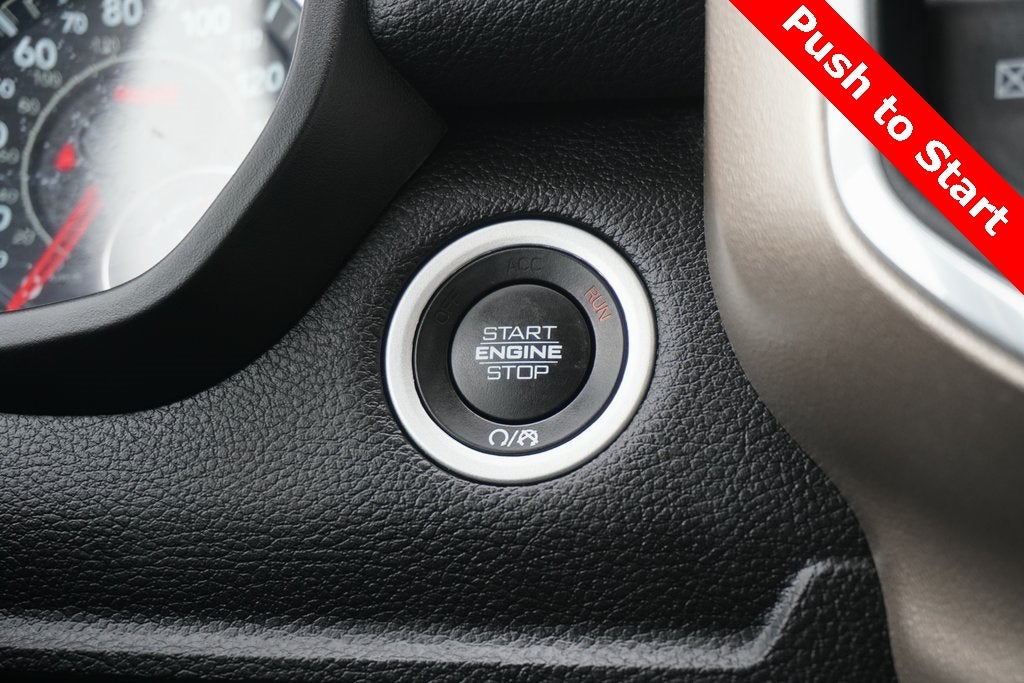 2020 RAM 1500 Laramie Crew Cab 4x4 5'7' Box